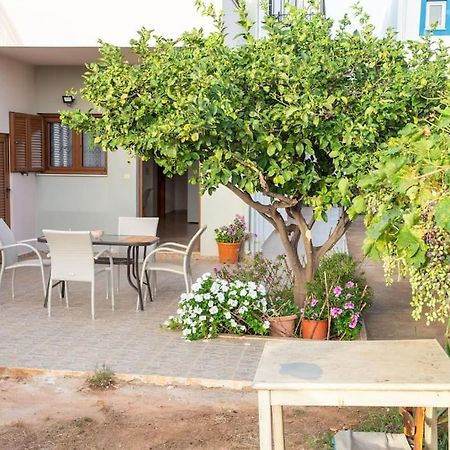 Εξοχη Και Θαλασσα Apartman Makríjalosz Kültér fotó