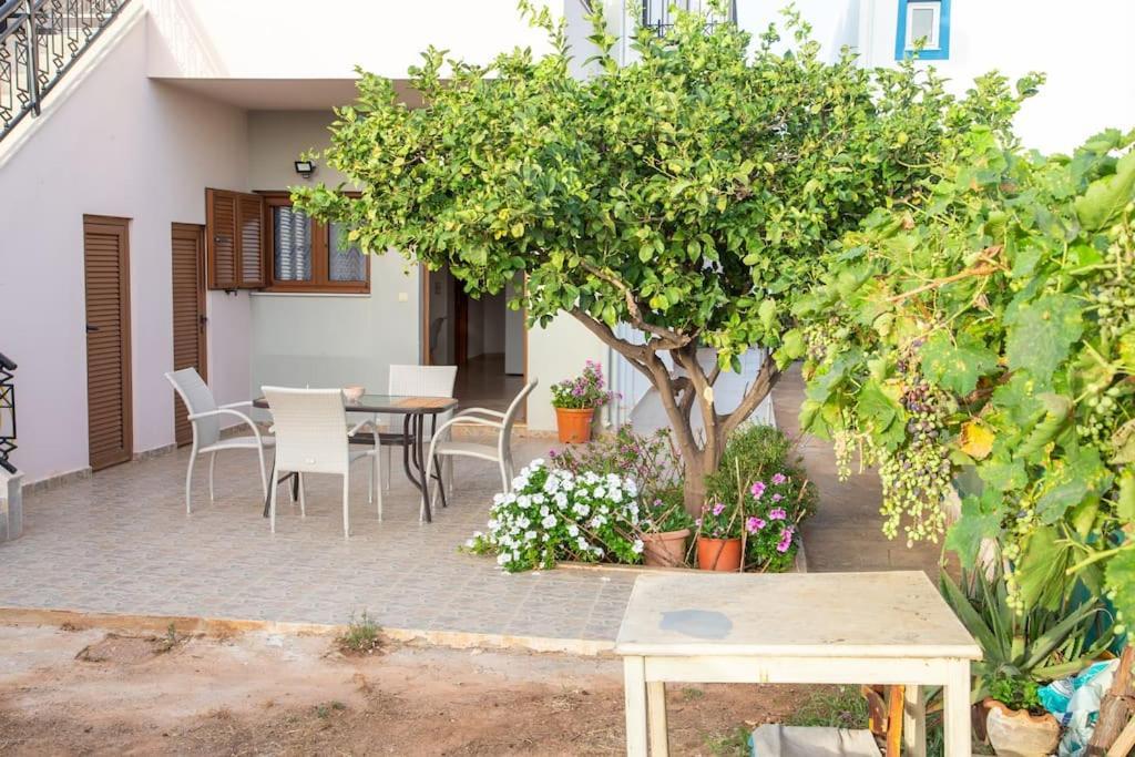 Εξοχη Και Θαλασσα Apartman Makríjalosz Kültér fotó